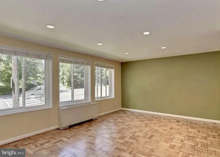 3033 New Mexico Ave NW #203, Washington, DC 20016