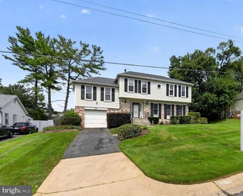 7905 Ivymount Ter, Potomac, MD 20854