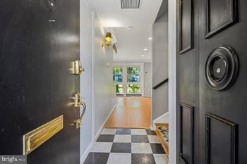 3520 Chiswick Ct #37-C, Silver Spring, MD 20906