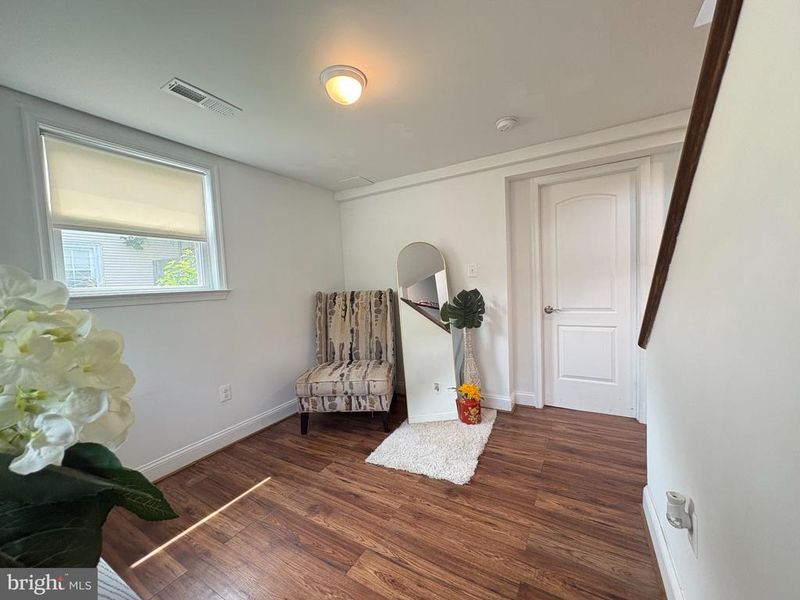 8214 Claremont St, Manassas, VA 20110