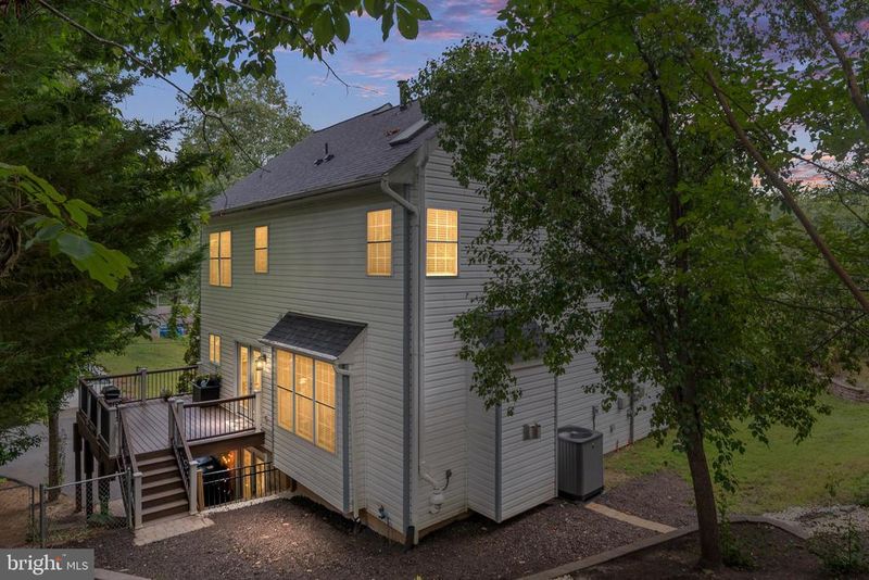 2311 Harpoon Dr, Stafford, VA 22554