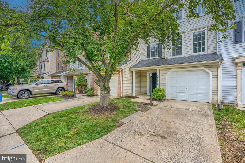 18931 Quiet Oak Ln, Germantown, MD 20874