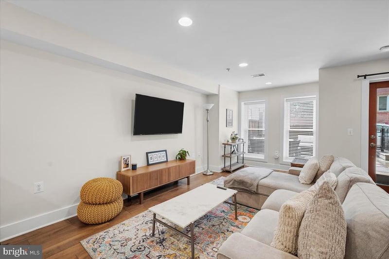 2505 17th St NW #1, Washington, DC 20009