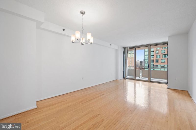 4801 Fairmont Ave #412, Bethesda, MD 20814