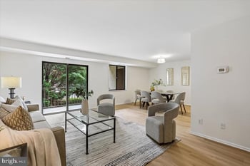 7425 Democracy Blvd #114, Bethesda, MD 20817