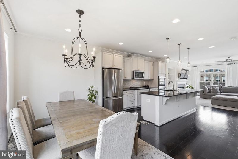 6833 William White Way, Haymarket, VA 20169