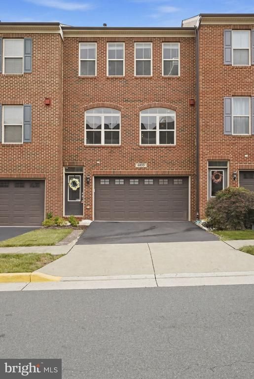 6833 William White Way, Haymarket, VA 20169