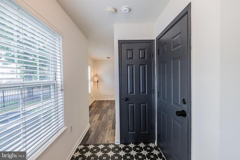 21775 Bancroft Ct, Ashburn, VA 20147