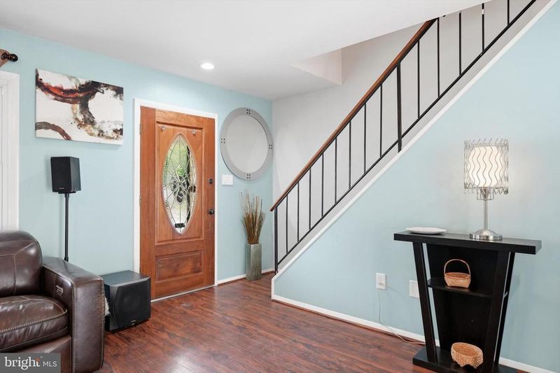 16010 Pond Meadow Ln, Bowie, MD 20716