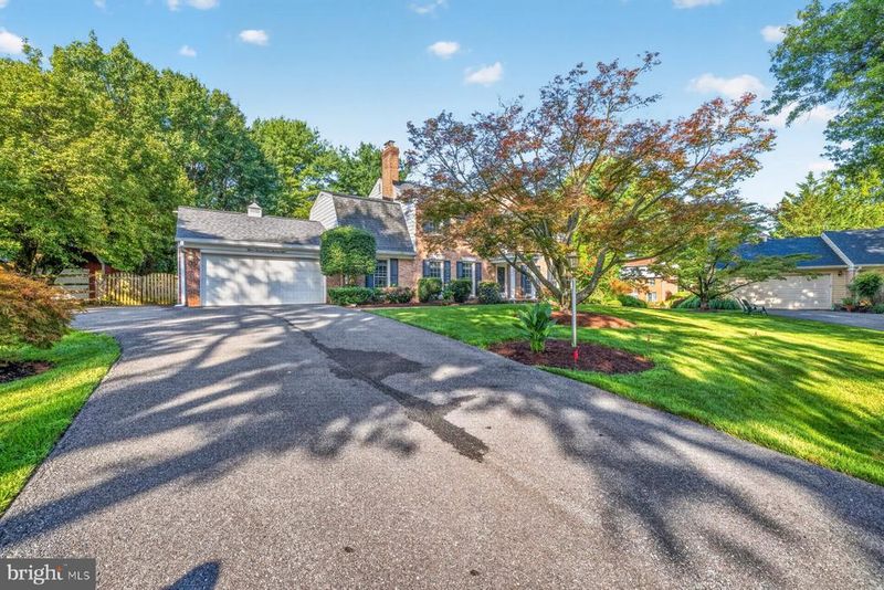 15108 Cosmos Ct, Rockville, MD 20853