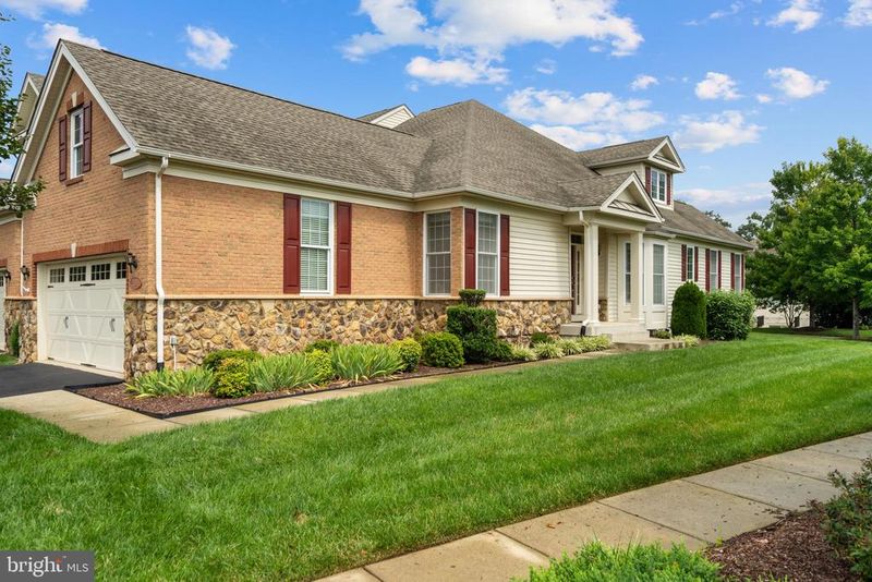 20918 Rocky Knoll Sq, Ashburn, VA 20147