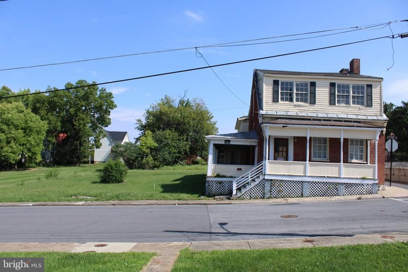 224 Sharp St, Winchester, VA 22601