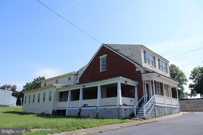 224 Sharp St, Winchester, VA 22601