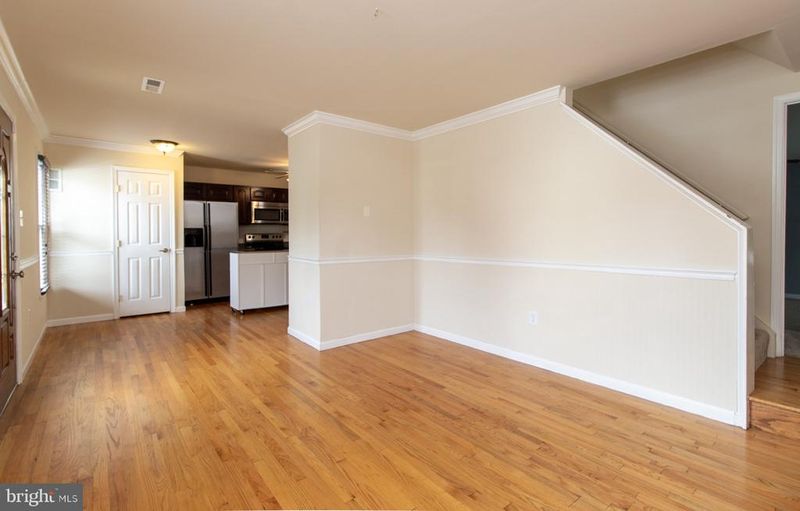 1036 Hyde Park Dr, Annapolis, MD 21403