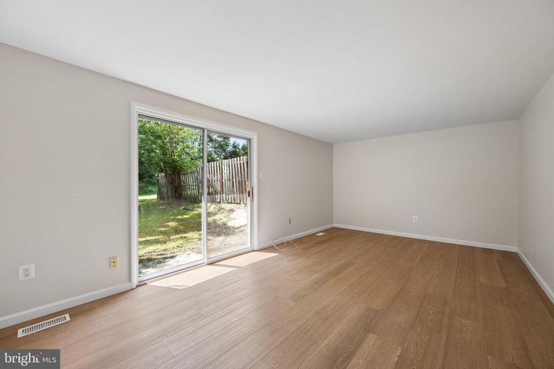 19208 Deep Run Ct, Germantown, MD 20876