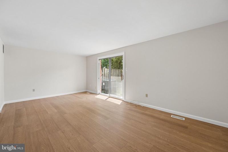 19208 Deep Run Ct, Germantown, MD 20876