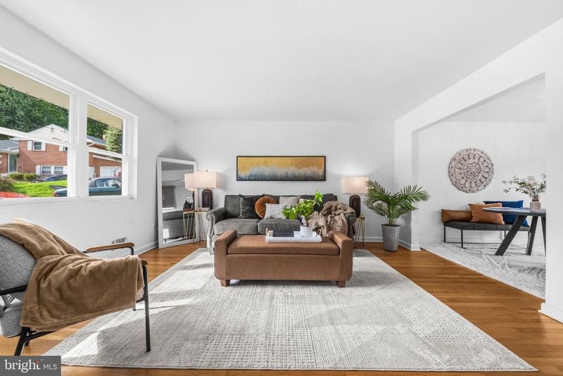 12203 Nordlie Dr, Rockville, MD 20852