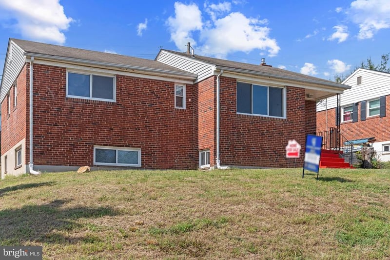 1031 Ward St, Laurel, MD 20707