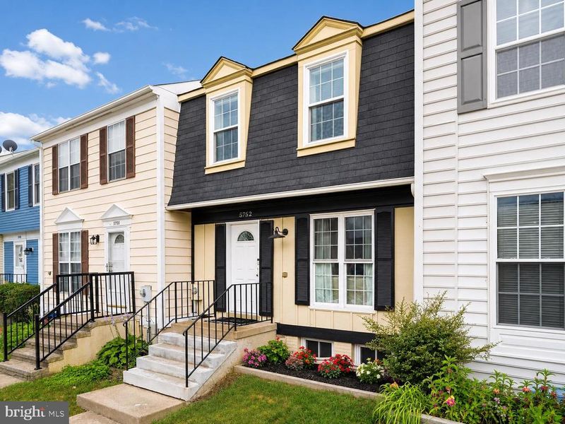 5752 Sunset View Ln, Frederick, MD 21703