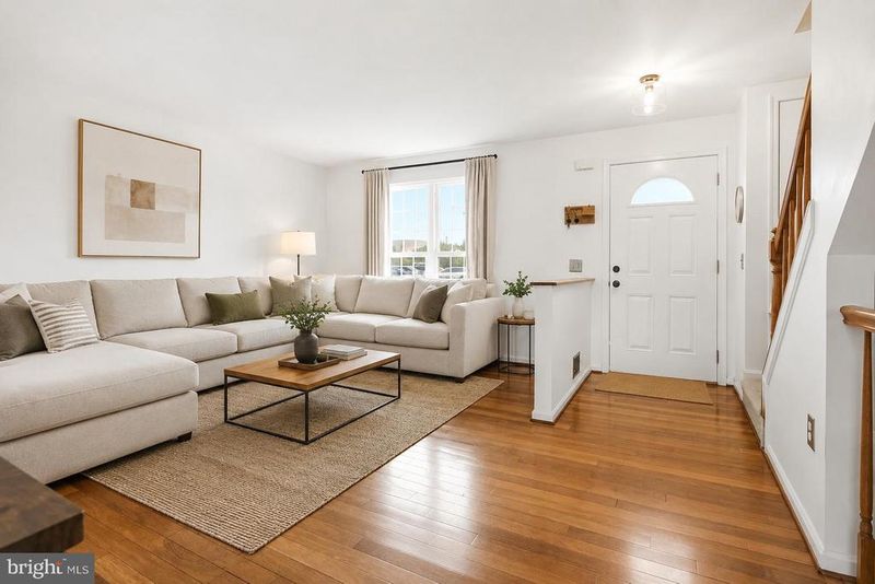 5752 Sunset View Ln, Frederick, MD 21703