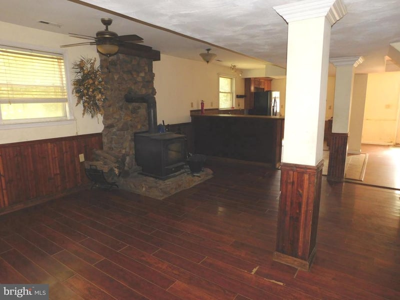 155 Gary Ln, Front Royal, VA 22630
