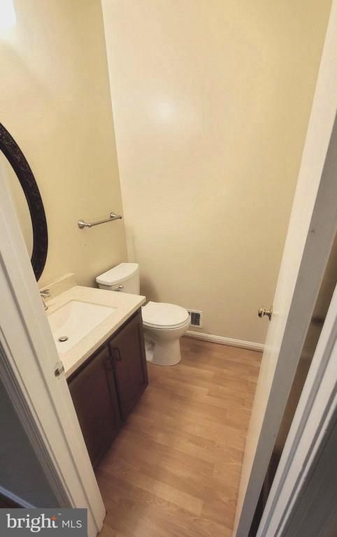 12933 Pickering Dr, Germantown, MD 20874