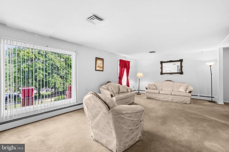 9714 22nd Ave, Adelphi, MD 20783