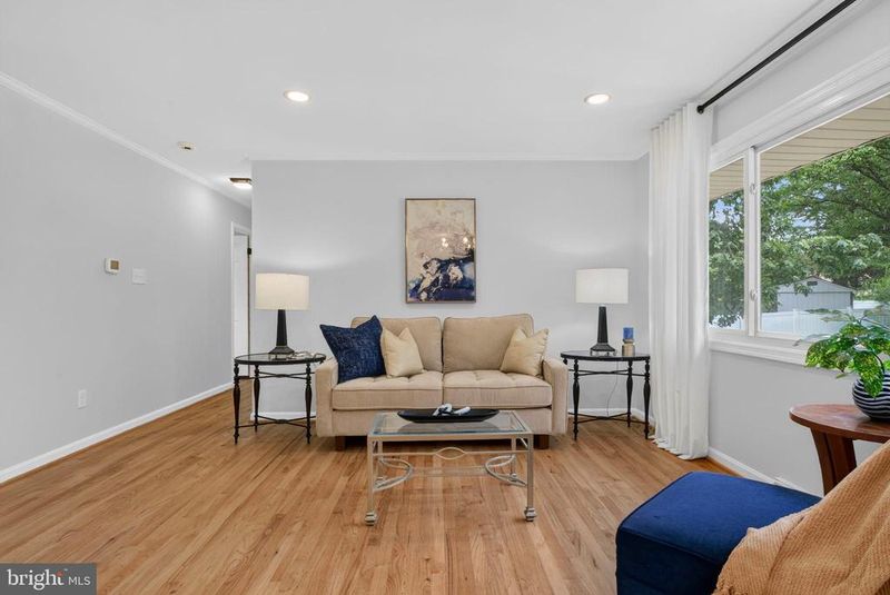 12810 Tern Dr, North Potomac, MD 20878