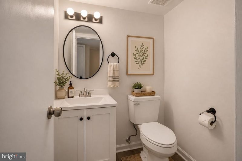 3931 Sonora Pl #80B, Alexandria, VA 22309