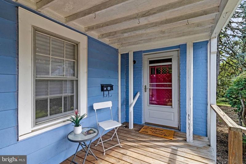 2522 4th St S, Arlington, VA 22204