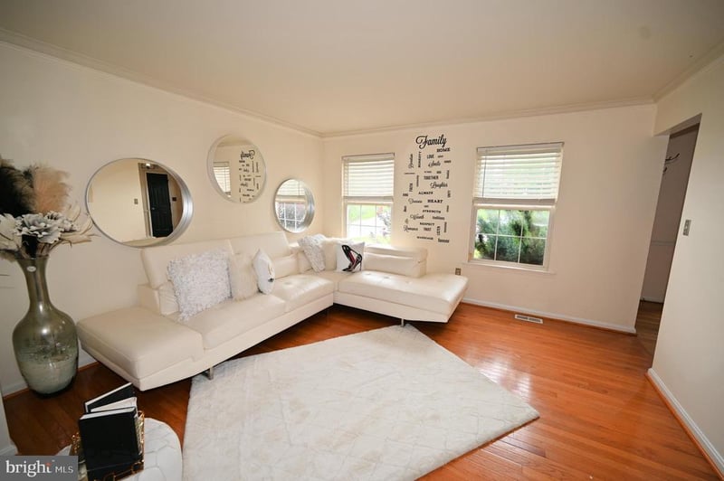 5800 Bost, Clinton, MD 20735