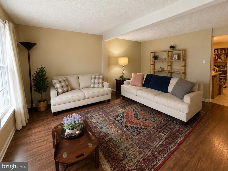 7558 Aspenpark Rd, Lorton, VA 22079