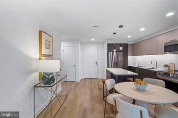 5400 Mcgrath Blvd #425, North Bethesda, MD 20852