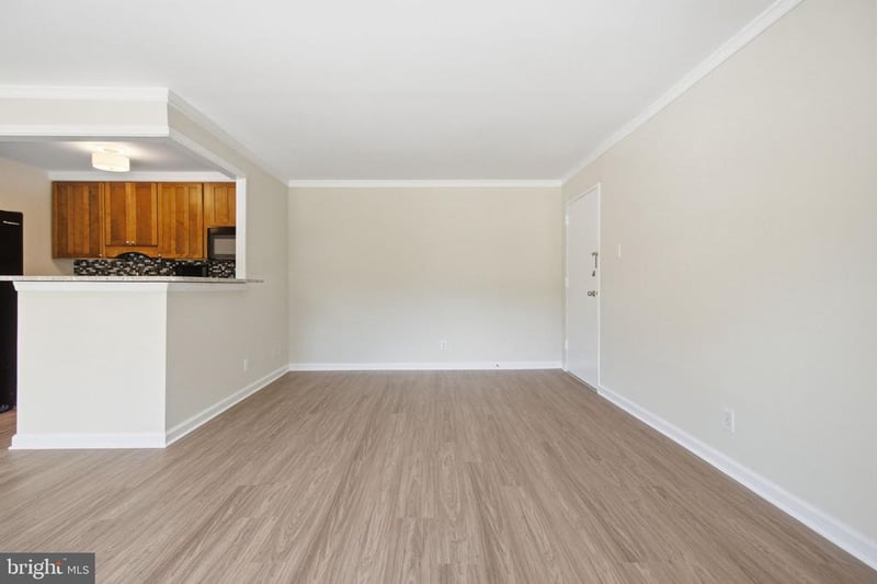 12650 Dara Dr #301, Woodbridge, VA 22192