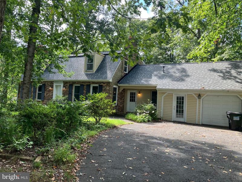 9900 Par Dr, Nokesville, VA 20181