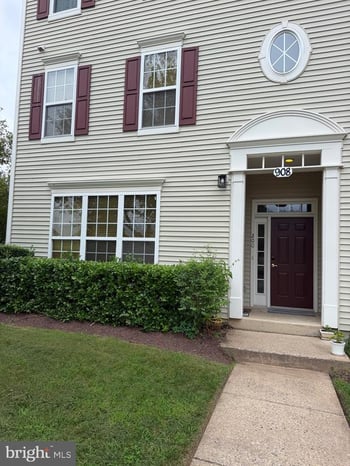 908 Orchard Ridge Dr #100, Gaithersburg, MD 20878