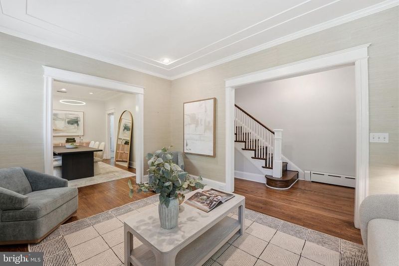 3512 30th St NW, Washington, DC 20008