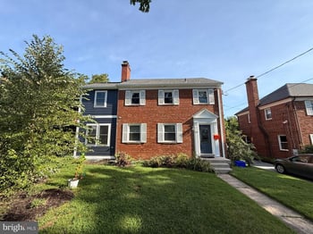 11 Indian Spring Dr, Silver Spring, MD 20901