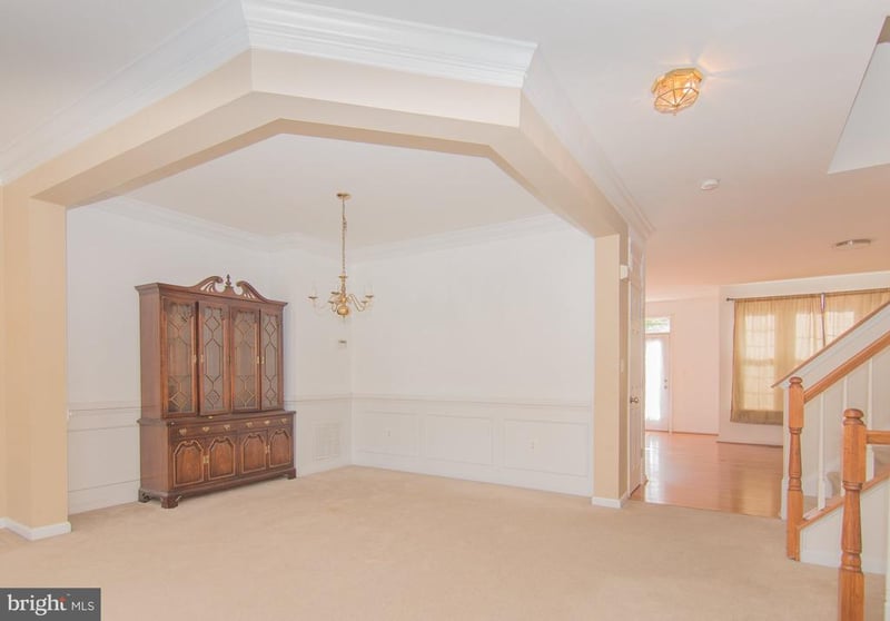 836 Revelstore Sq NE, Leesburg, VA 20176