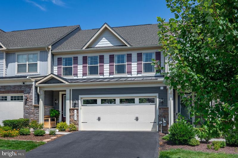 1421 Berlin Dr, Brunswick, MD 21716