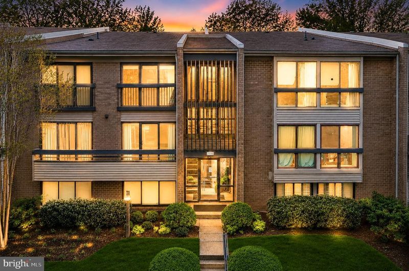 2116 Green Watch Way #10/201D, Reston, VA 20191
