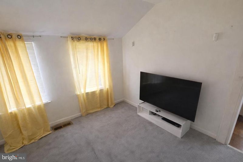 815 Kayak Ave, Capitol Heights, MD 20743