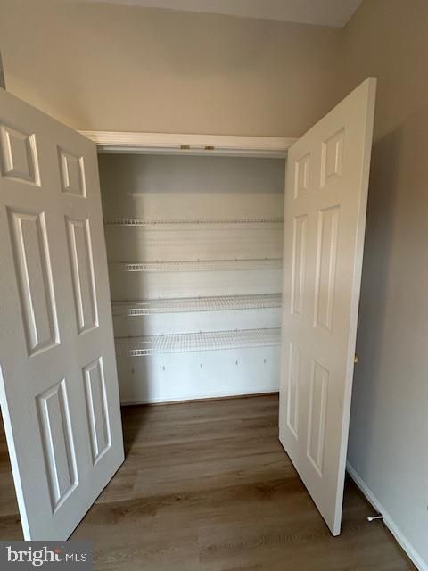 21942 Thompson Sq, Sterling, VA 20166