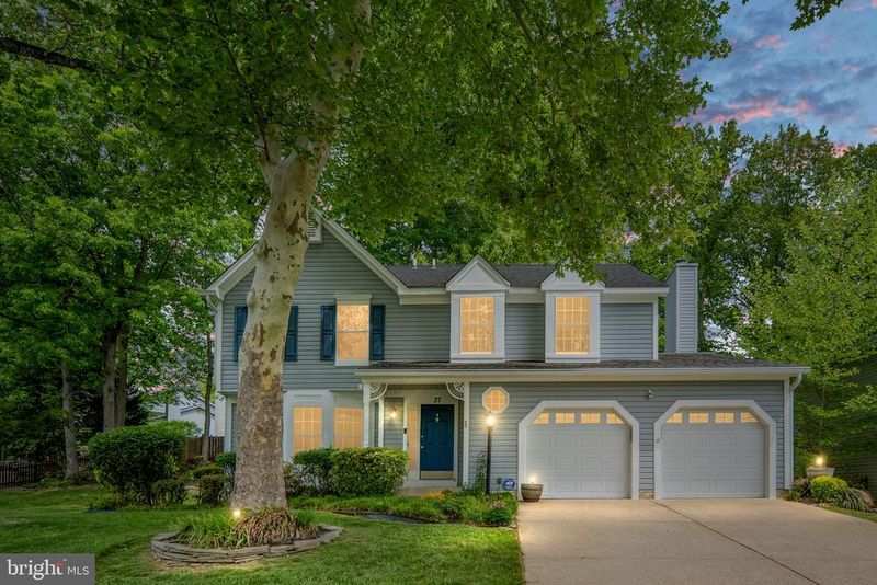 37 Rocky Way Dr, Stafford, VA 22554