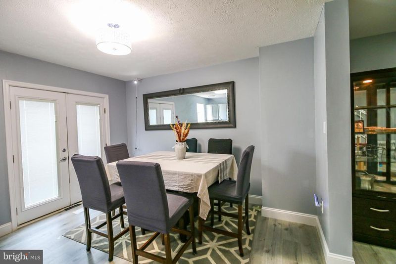 8204 Meadow Wick Ct, Pasadena, MD 21122