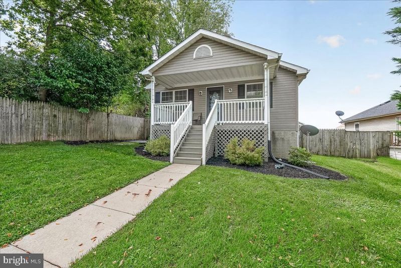 504 E F St, Brunswick, MD 21716