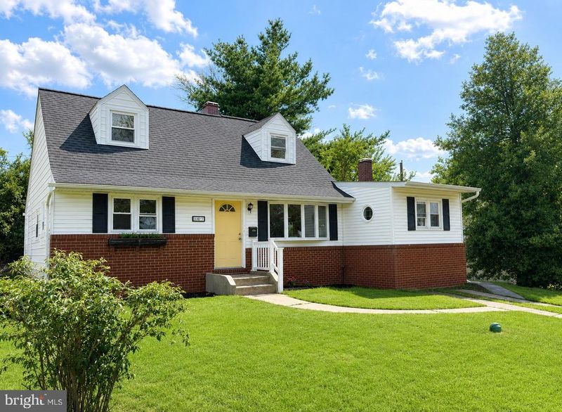 307 Luther Rd, Glen Burnie, MD 21061