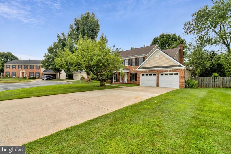 15804 Seurat Dr, North Potomac, MD 20878