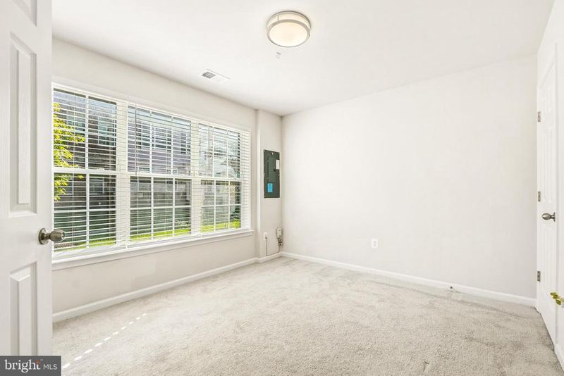 12909 Brickyard Blvd, Beltsville, MD 20705