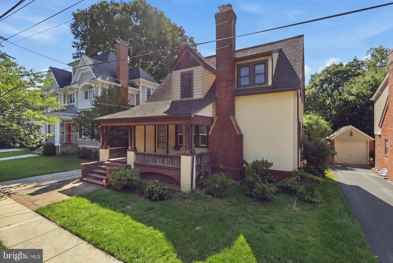 4822 25th St N, Arlington, VA 22207